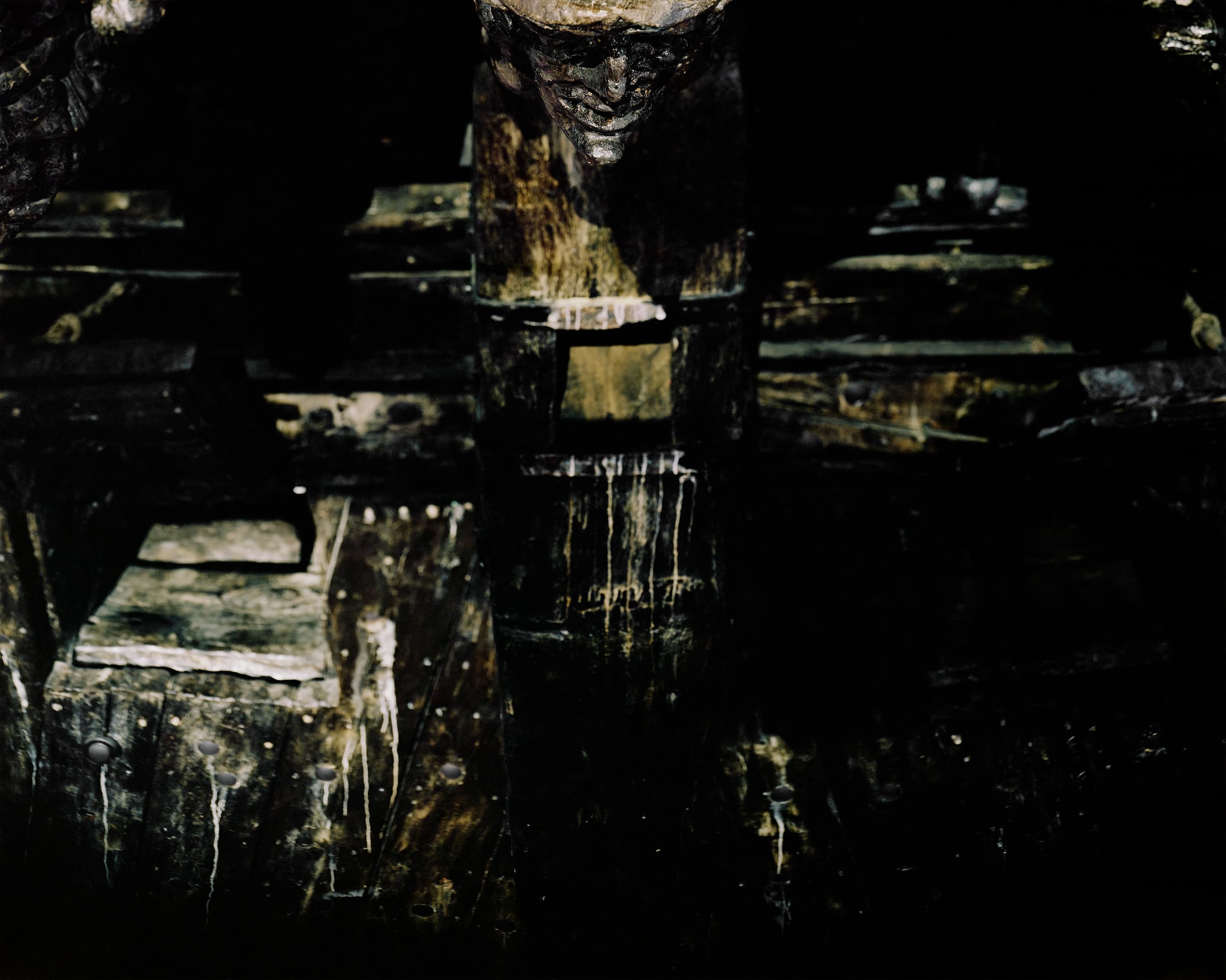 A carved face above the rudder of the Vasa.